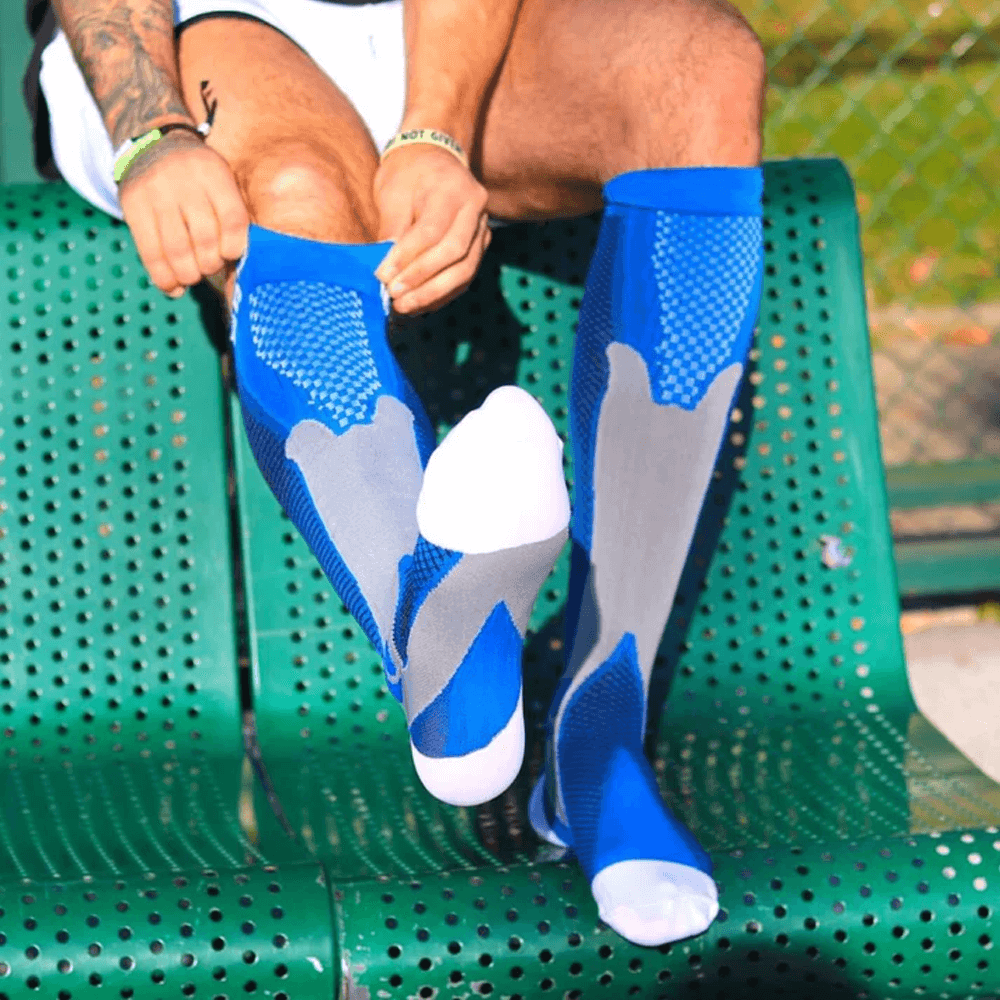 medicalvaricoseveinscompressionsocksblue.png