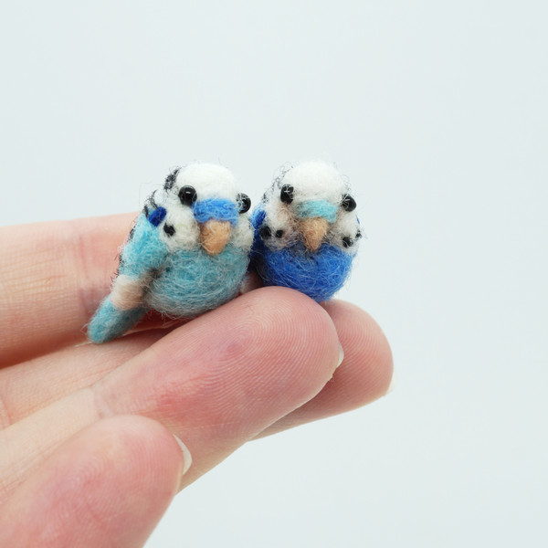 miniature-needle-felted-turquoise-budgie-parakeet-figurine-tiny