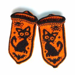 Halloween Home Slippers with Black Cat Hand Knitted Norwegian House Shoes Women's Seamless Slippers Gift for Pet Lovers