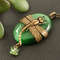 oval-green-stone-pendant-necklace