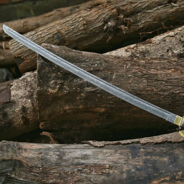 Custom handmade hand forged damascus steel katana sword combat survival sword near me in europe.jpg