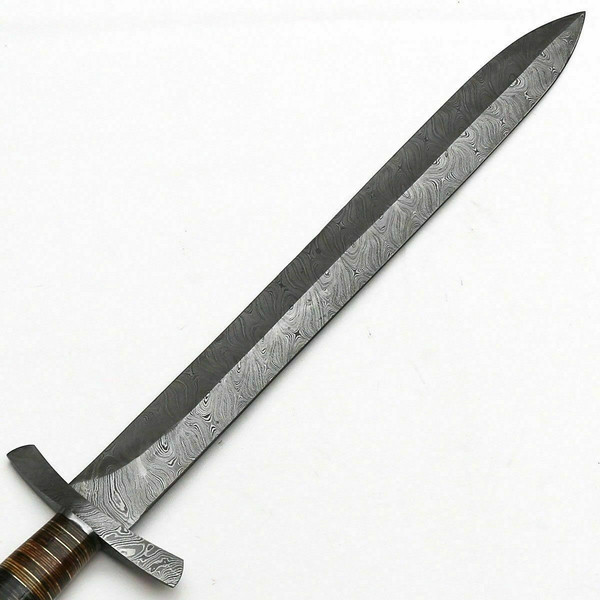 Custom handamde forged steel viking sword near me in london.jpg