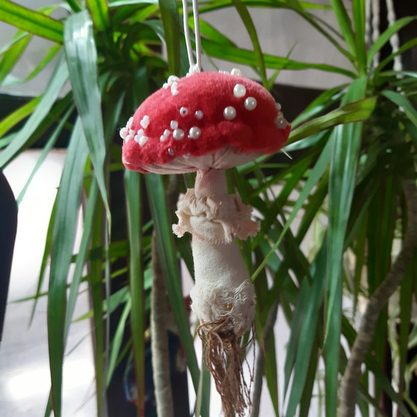 fabric mushroom ornaments 3