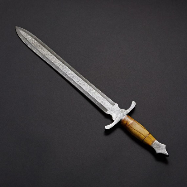 Custom handmade hand groged steel viking roman combat sword near me in lowa.jpg