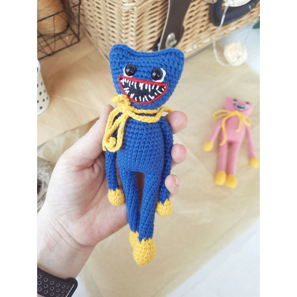 Blue Huggy Waggy toy amigurumi crochet pattern.jpg