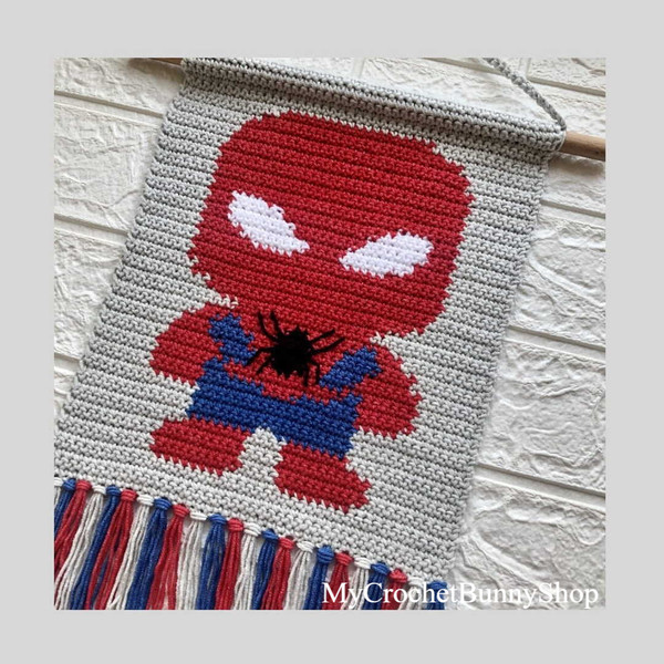 crochet-spiderman-wall-hanging-decor-3.png