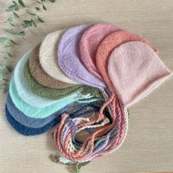 Basic bonnet and wrap for a newborn photo