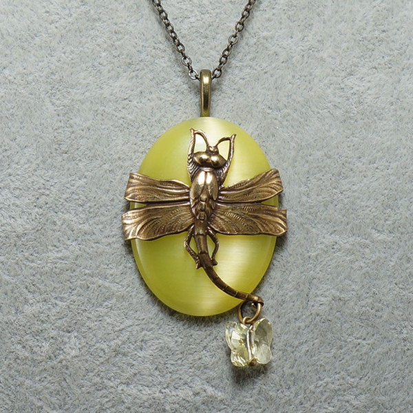 brass-dragonfly-necklace-yellow-cat-eye-stone-oval-pendant-necklace-jewelry