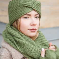Mohair knitted headband. Green ear warmer. Wool knit headband
