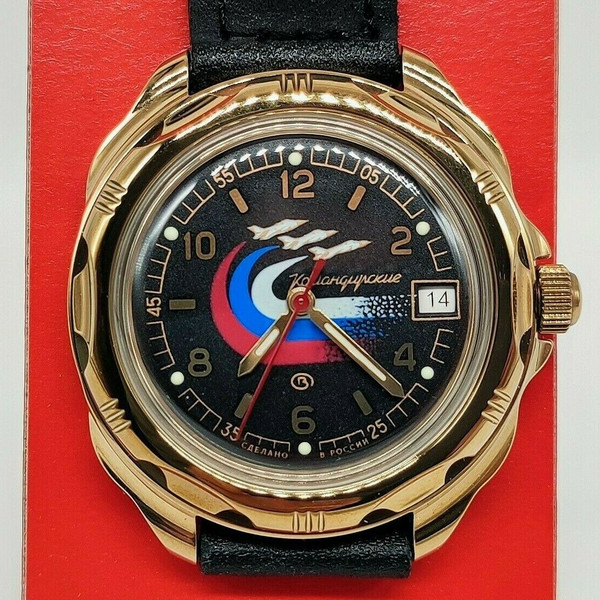 Gold-mechanical-watch-Vostok-Komandirskie-Airborne-Forces-219260-1