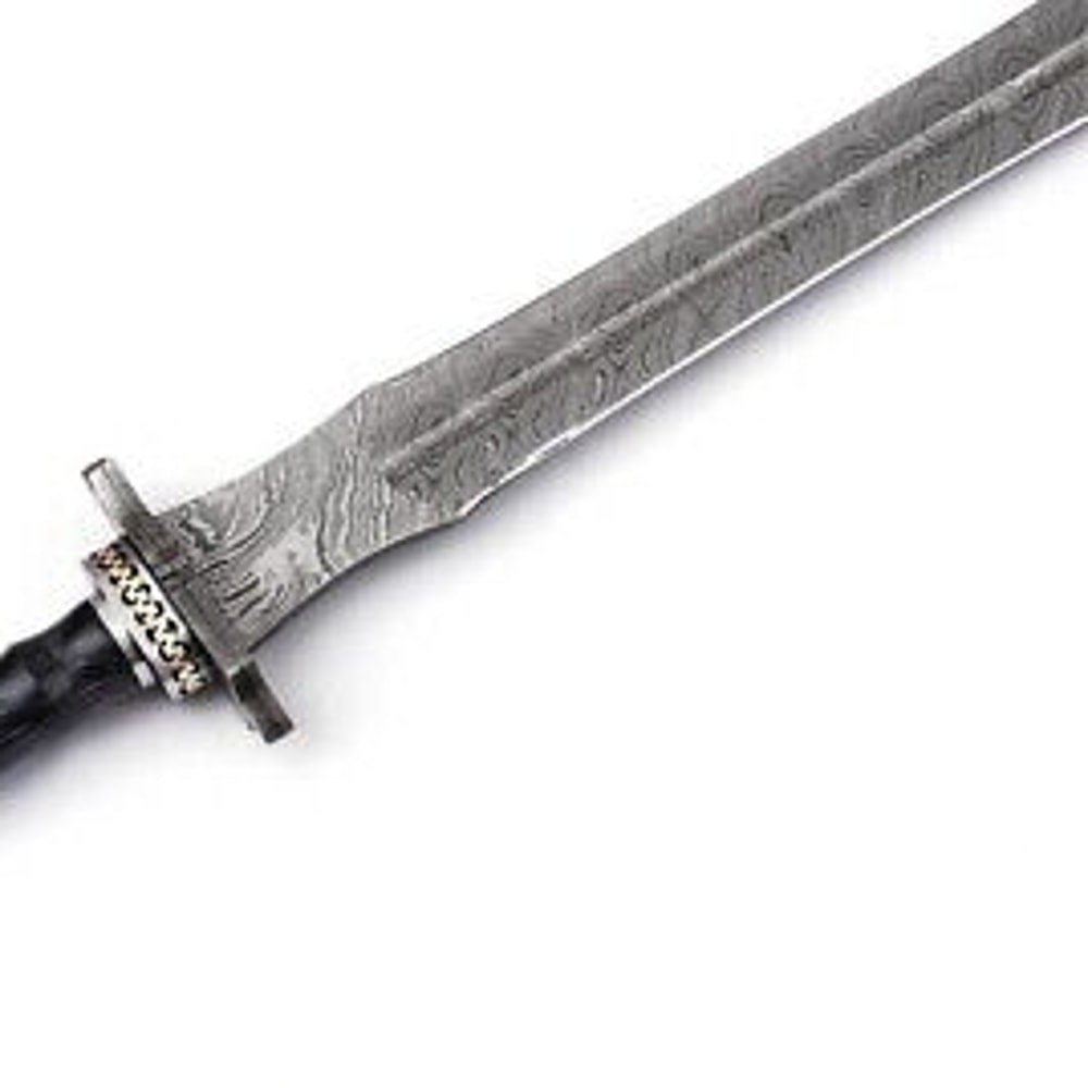 Custom handmade damascus steel 32 inches with sheath near me in lowa.jpg