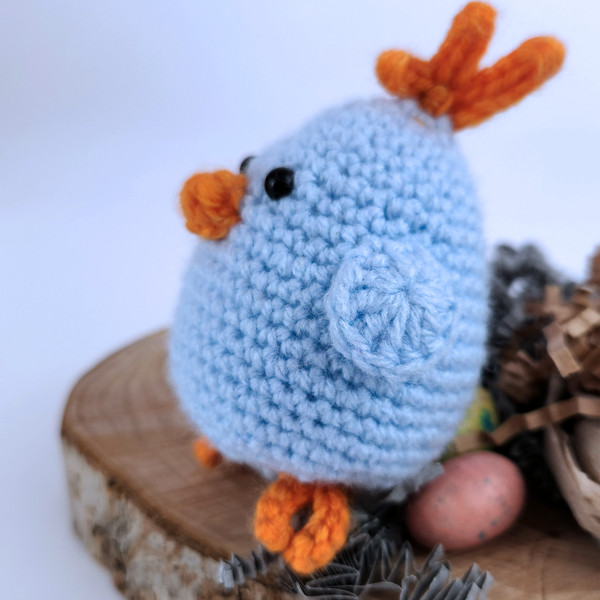 DIY crochet chicken