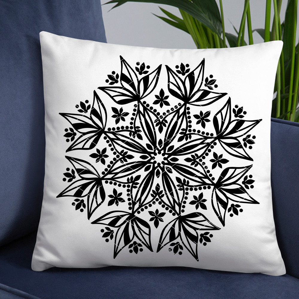 mandala leaves decor.jpg