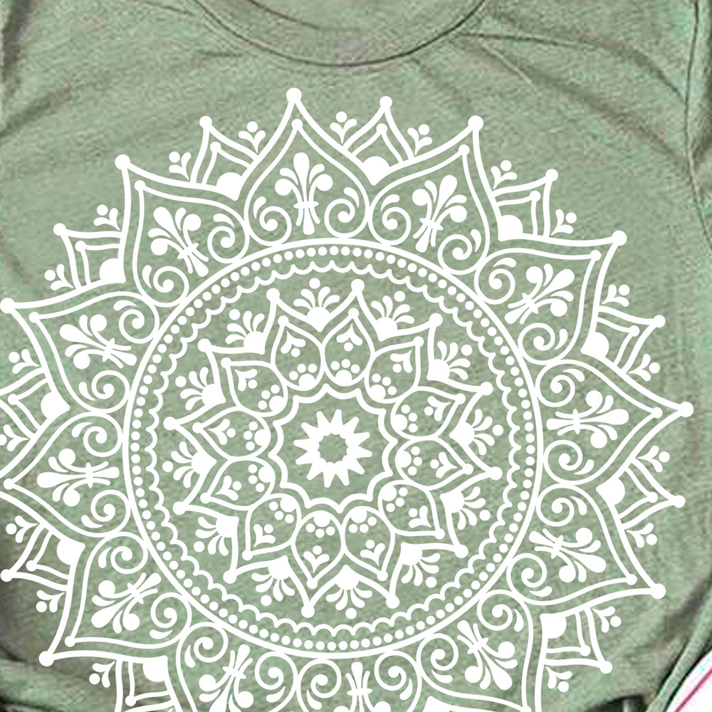 mandala lotus 3 decorations.jpg