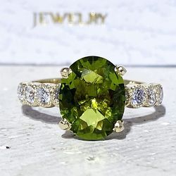 Peridot Ring - August Birthstone - Statement Ring - Gold Ring - Engagement Ring - Oval Ring - Cocktail Ring