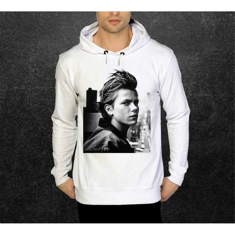 MR-5420232814-river-phoenix-unisex-hoodies-unisex-sweat-image-1.jpg