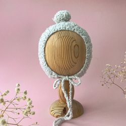 Bear bonnet, Pompon newborn bonnet. Baby photo props.