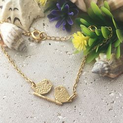 Love Birds Bracelet - Sparrow Kissing Birds - Gold Bracelet - Chain Bracelet - Charm Bracelet - Simple Bracelet