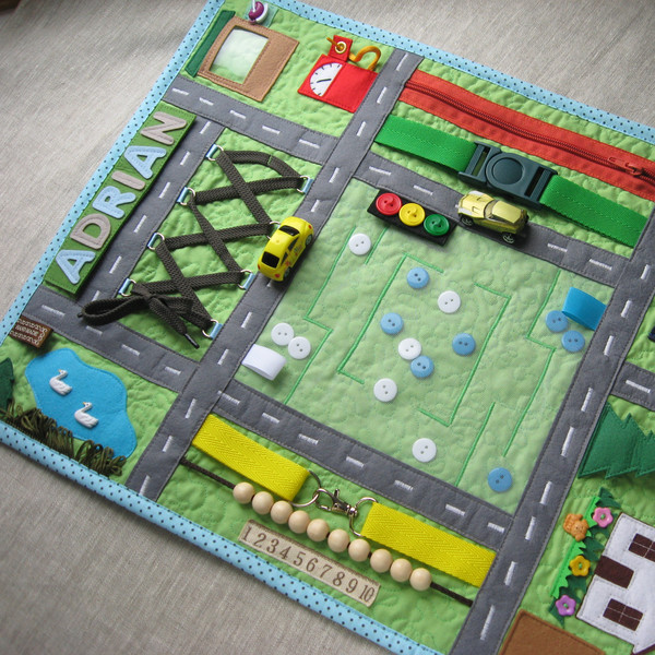 Car-road-play-mat-1.jpg