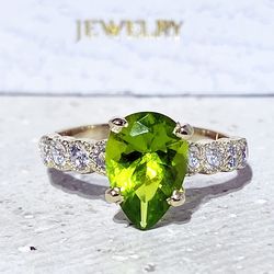 Peridot Ring - August Birthstone - Statement Ring - Gold Ring - Engagement Ring - Teardrop Ring - Cocktail Ring