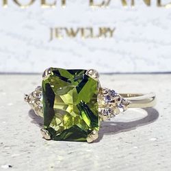 Peridot Ring - August Birthstone - Statement Ring - Gold Ring - Engagement Ring - Rectangle Ring - Cocktail Ring