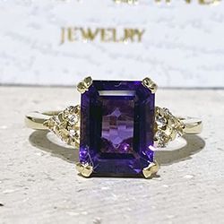 Amethyst Ring - February Birthstone - Statement Ring - Gold Ring - Engagement Ring - Rectangle Ring - Cocktail Ring