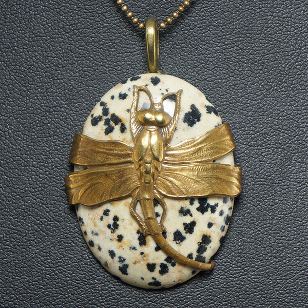 beige-black-ivory-spotted-jasper-stone-oval-pendant-necklace-jewelry