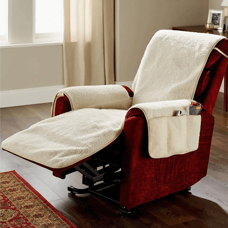 breathablefleeceseatcovertoaddatouchofclasstoyourrecliner1.png