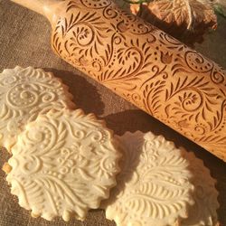 Tullipe Embossed Dough Roller Engraved Rolling Pin Carved Molds Cookies Stamp Sugar Cookies Biscuit undefined Gift For Mom