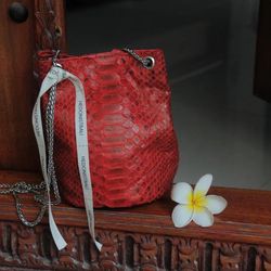 Genuine python skin bucket red chain bag /designer women purse / summer soft bag / exotic leather bags free shipping