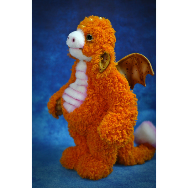 Handmade stuffed  Dragon  toy (3).JPG
