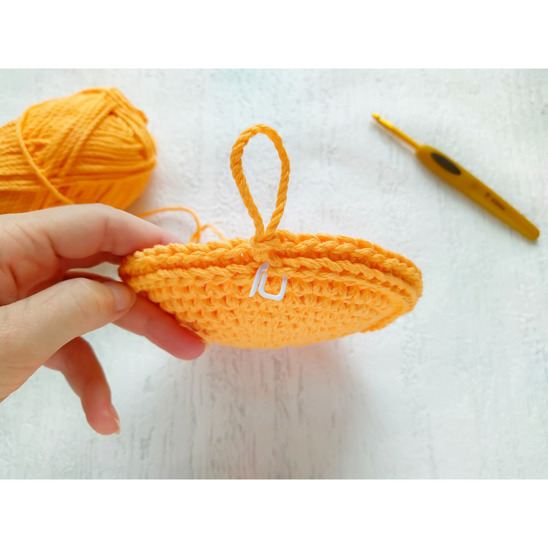 Transition from the bottom to the top cover.jpg