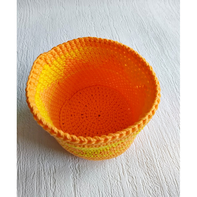 crochet plant pot cover tutorial.jpg