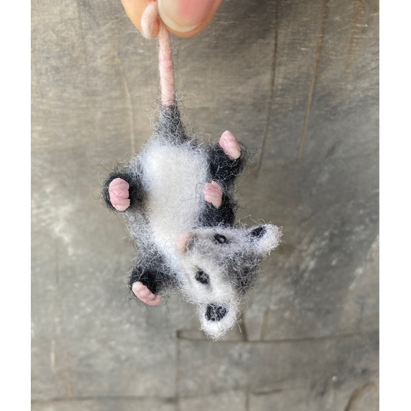 Miniature-dollhouse-opossum-figurine-1/12-scale-Needle-felted-realistic-wool-fluffy-opossum 1