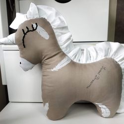 Personalization unicorn, unicorn 1st birthday gift ideas for girls, unicorn baby items, unicorn toys, unicorn bedroom de