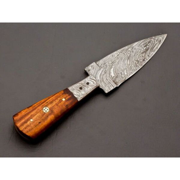 Masterpiece-of-the-Wild The-SK-82-US-Custom-Handmade-Damascus-Steel-Hunting-Skinner-Knife (6).jpg
