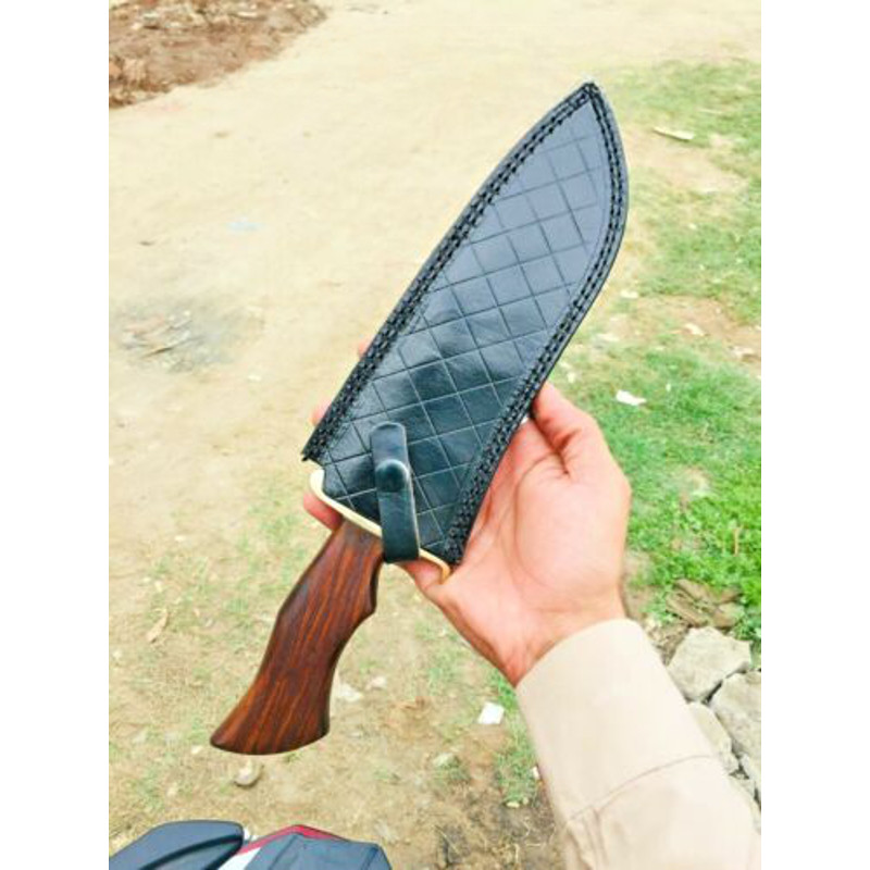 WildernessMasterpiece CustomHandmadeCarbonSteelHuntingKnifeandSurvivalKit 3jpg