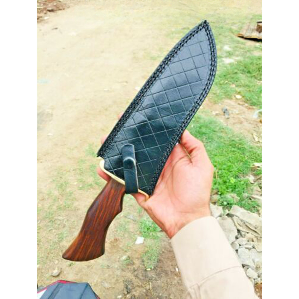 WildernessMasterpiece CustomHandmadeCarbonSteelHuntingKnifeandSurvivalKit 6jpg