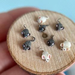 Micro miniature mouse. Dollhouse tiny toy. Gray mouse made of polymer clay. Set of 3 mouse