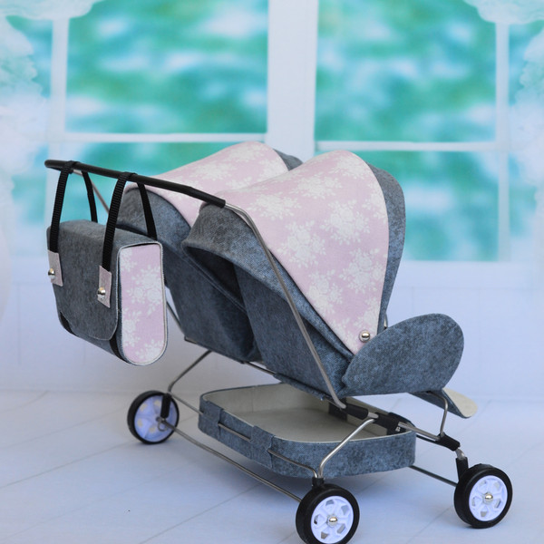 Baby- stroller -for- two- Barbie- dolls-5