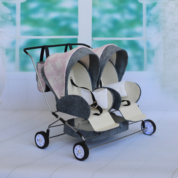 Baby- stroller -for- two- Barbie- dolls-6