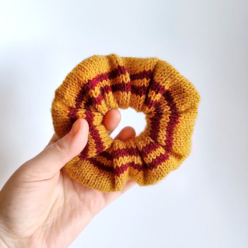 Gryffindor Knit Scrunchies knitting pattern pdf Gryffindor Scrunchies for women hair Scrunchie patterns Knit Scrunchie