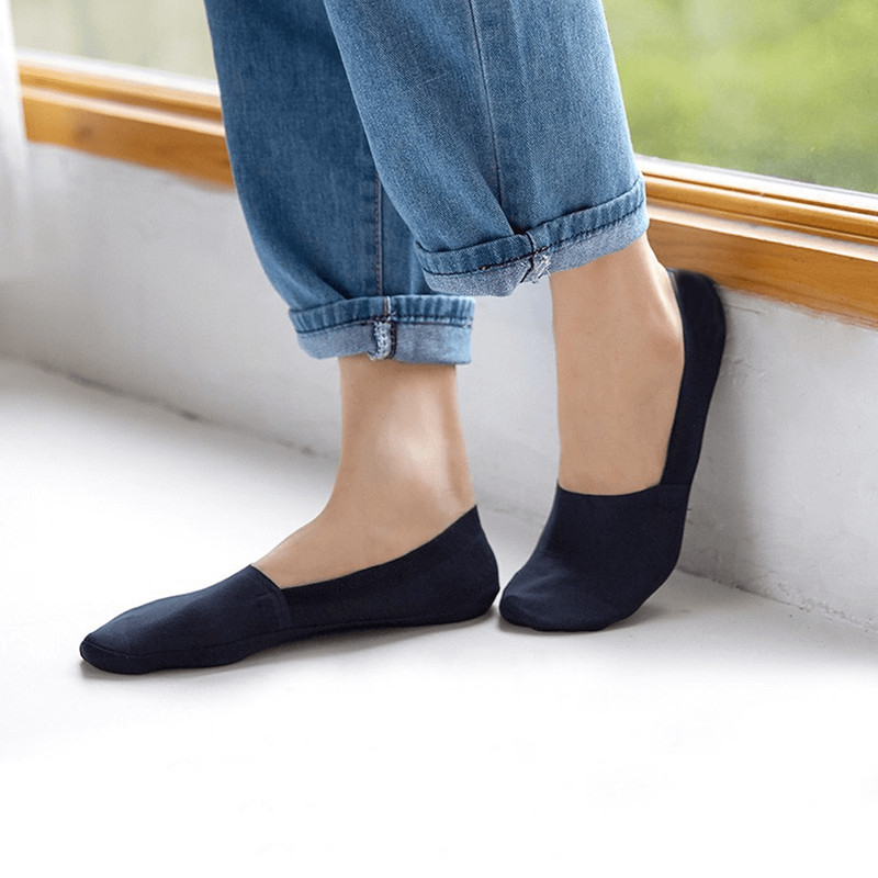 ultrabreathablesweatwickingnoshowsocksnavy.png