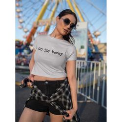 no it's becky eras outfit cropped t-shirt