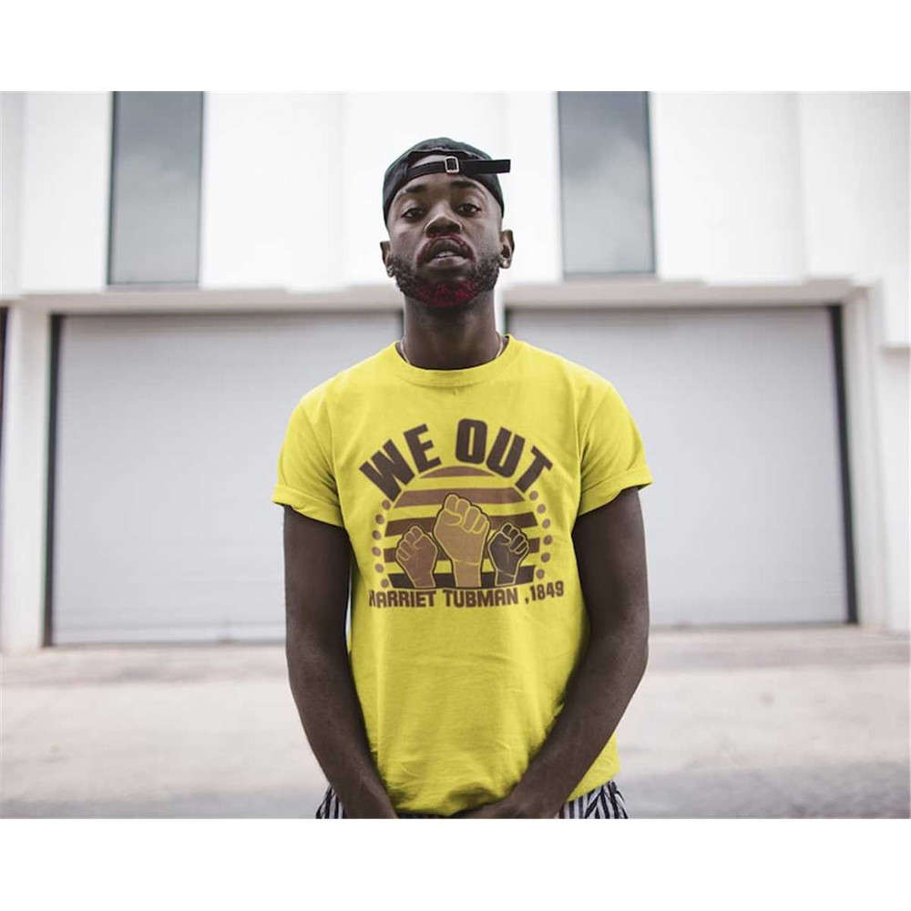 MR-184202320350-we-out-harriet-tubman-raised-fists-blm-mens-t-shirt-image-1.jpg