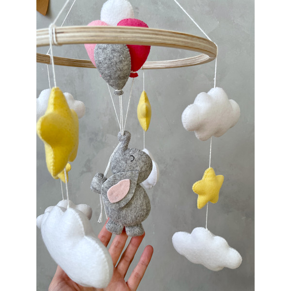 baby-girl-mobile-elephant-nursery