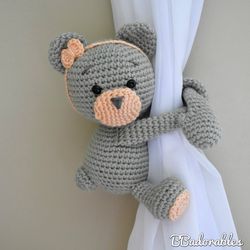 Peaches - Teddy curtain tieback crochet PATTERN PDF, right or left - English and Spanish