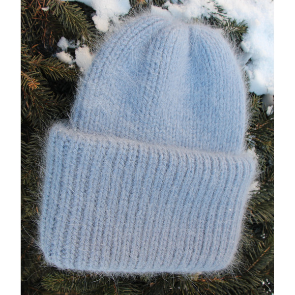 Angora hat with a double cuff 2.JPG