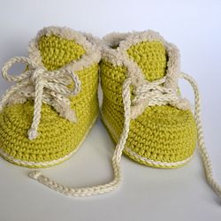 Baby High Tops Crochet pattern for 1 - 3 month