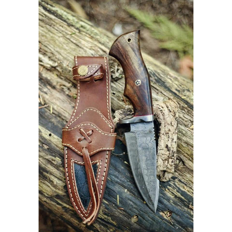 Two Bob Cat CarbonSteel Knife